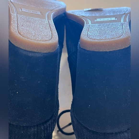 TOMS Desert Wedge Lace Up Booties, dark blue 9.5 Like new. - Picture 9 of 16